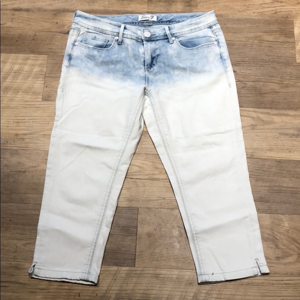 Seven7 Faded Blue Jeans Size 10